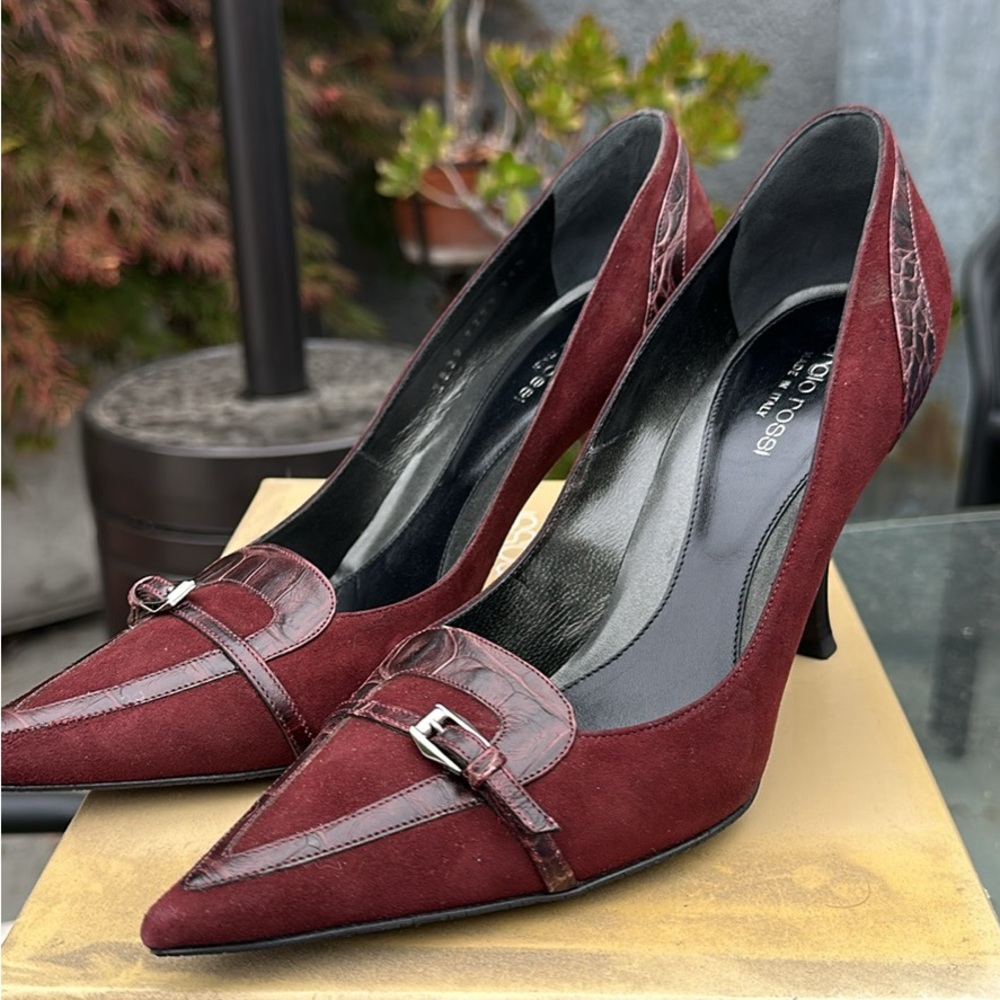 Sergio Rossi Red Elegant Heels with Decorative Strap